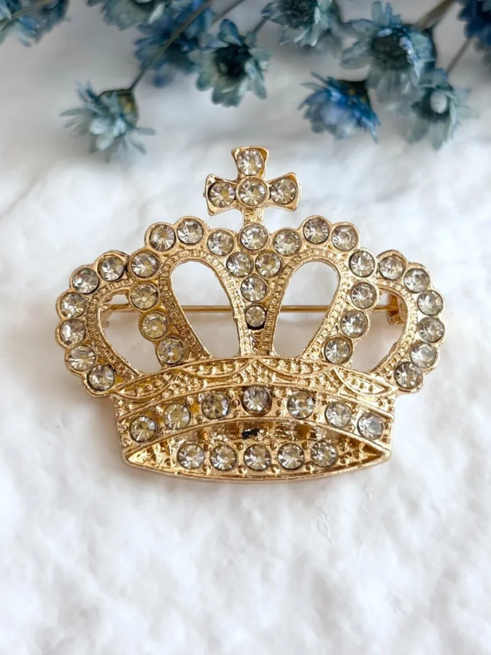 Crown Shaped Gold Toned Rhinestone Accented Vintage Inspired Brooch Pin